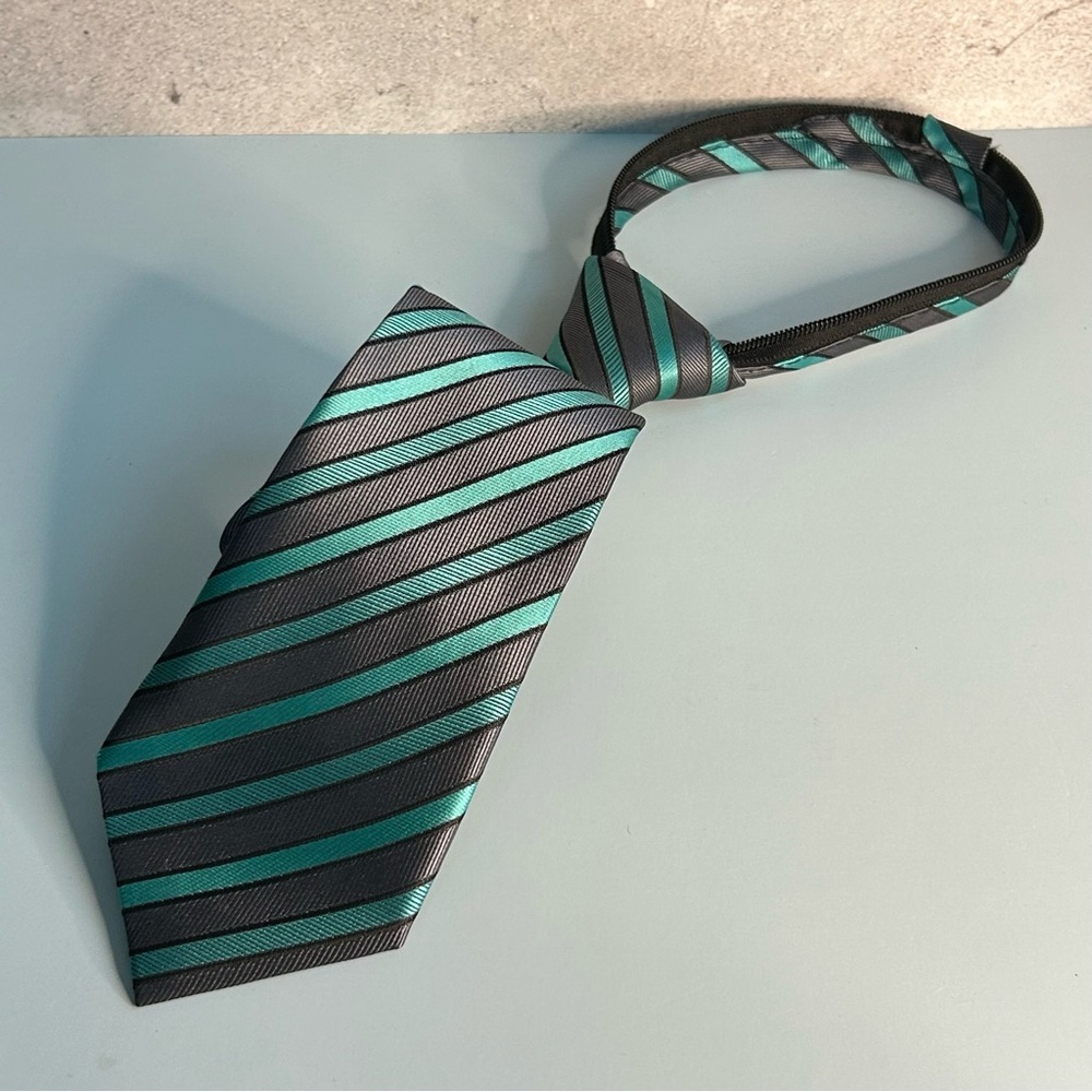 Stylish Kids' Striped Tie in Black and Teal